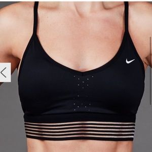 Nike Pro Indy sports bra size small great condition